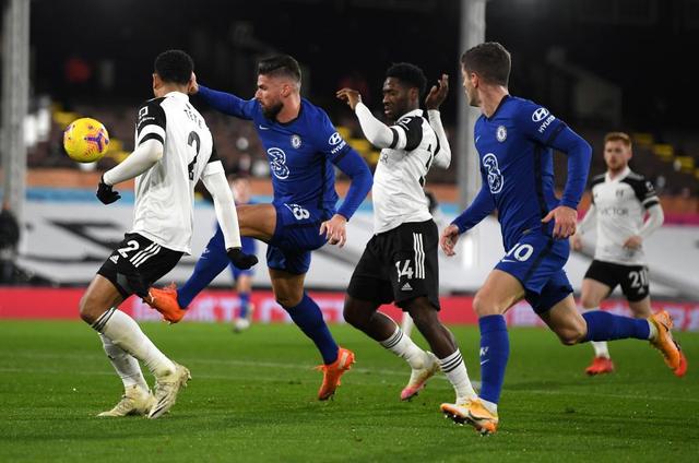 弗兰克：帕利尼亚能和本坦库尔互补，之前我就密切关注他了