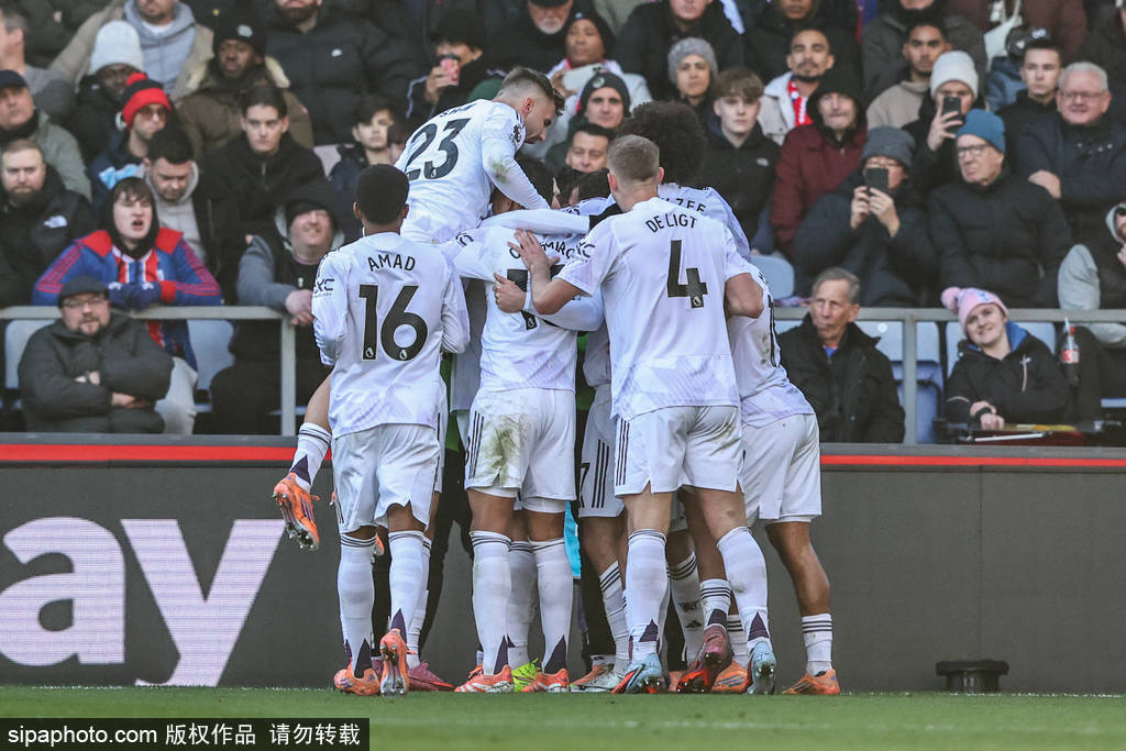 高效发挥！麦基半场11中7贡献17分5篮板